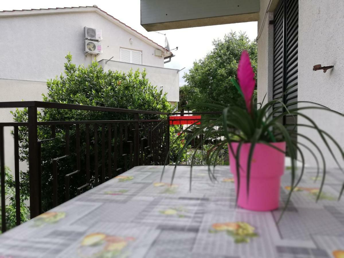 Apartment Marina Malinska Exterior photo